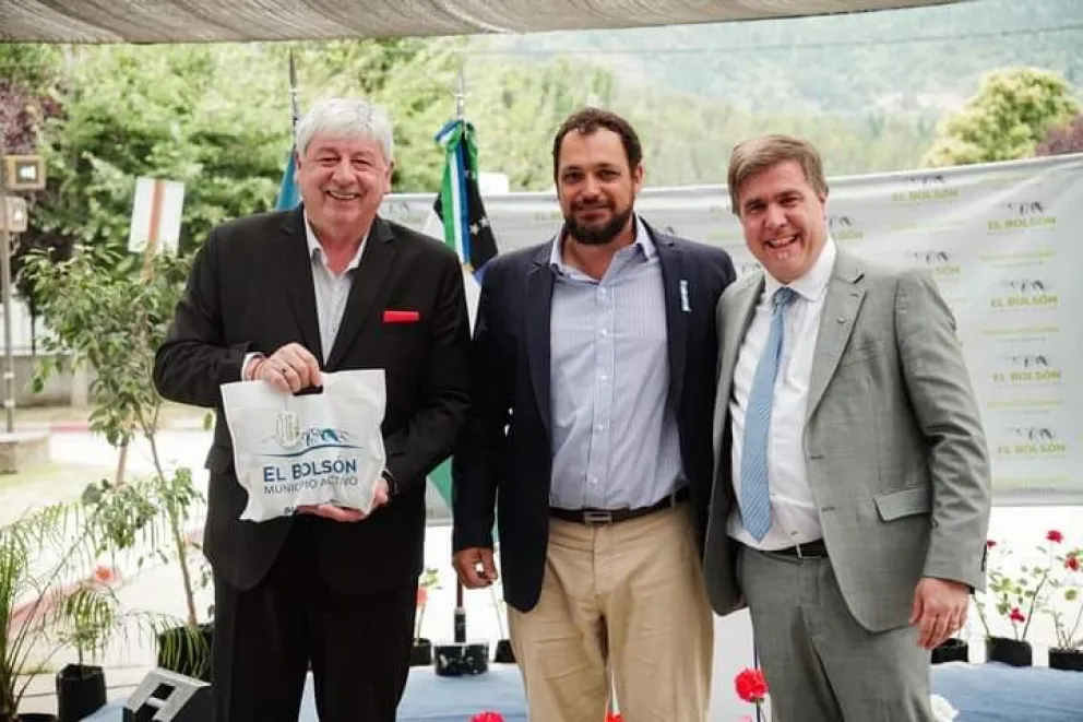 Cortés participó del 98° aniversario de El Bolsón