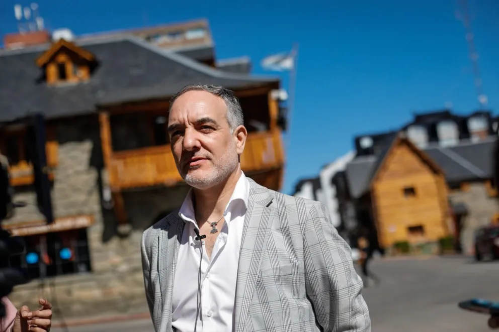 "El presidente cree que todo se resuelve en la Capital Federal y que algunos porteños pueden manejar los recursos patagónicos"