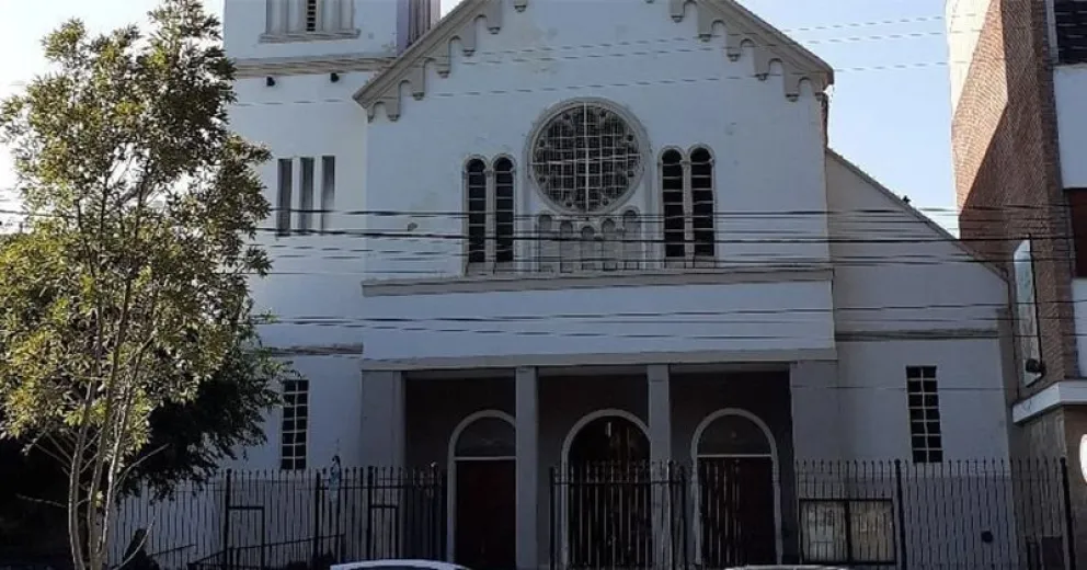 Defecaron y mancharon las paredes de la parroquia María Auxiliadora de Trelew
