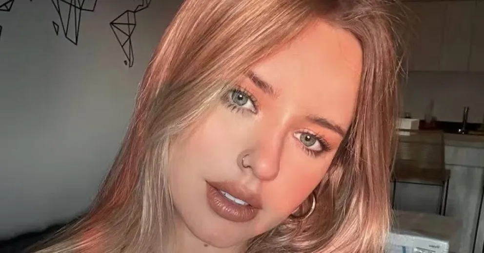 La microbikini de Coty Romero que es trendy y explotó las redes sociales