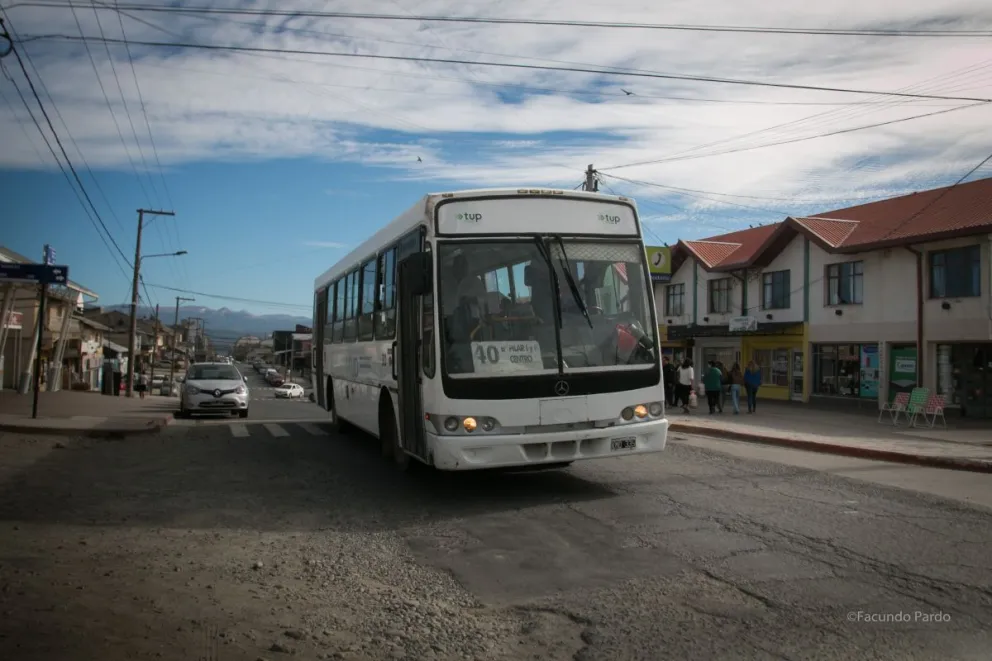 Martes de paro nacional de UTA y sin colectivos en Bariloche 