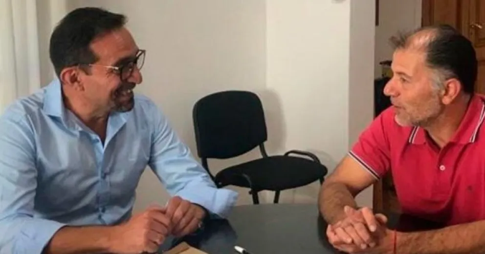 El Municipio de Lago Puelo se comprometió a aportar casi 5 millones de pesos anuales a los Bomberos Voluntarios