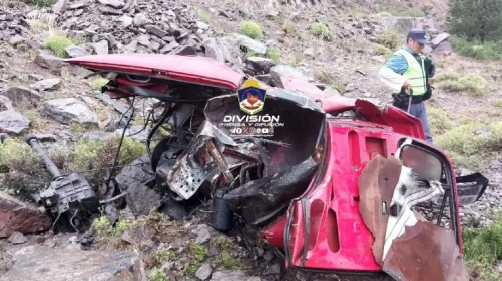 Murió conductor de un camión al caer en un precipicio sobre la Ruta 40