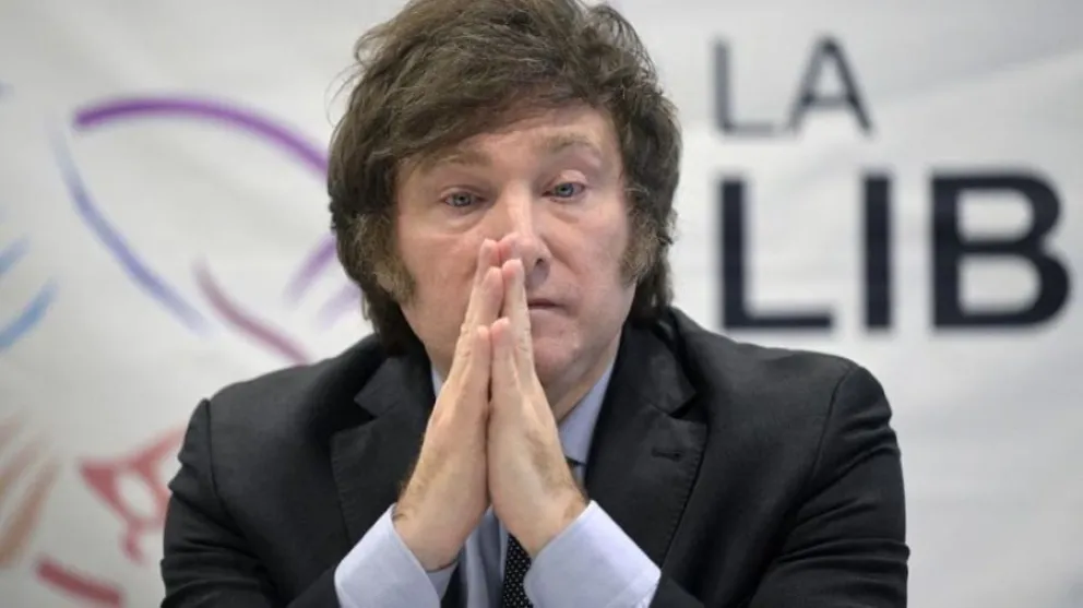 "Desde que asumió, Milei perdió 9 puntos y está en un 46% de imagen positiva", según Proyección Consultores