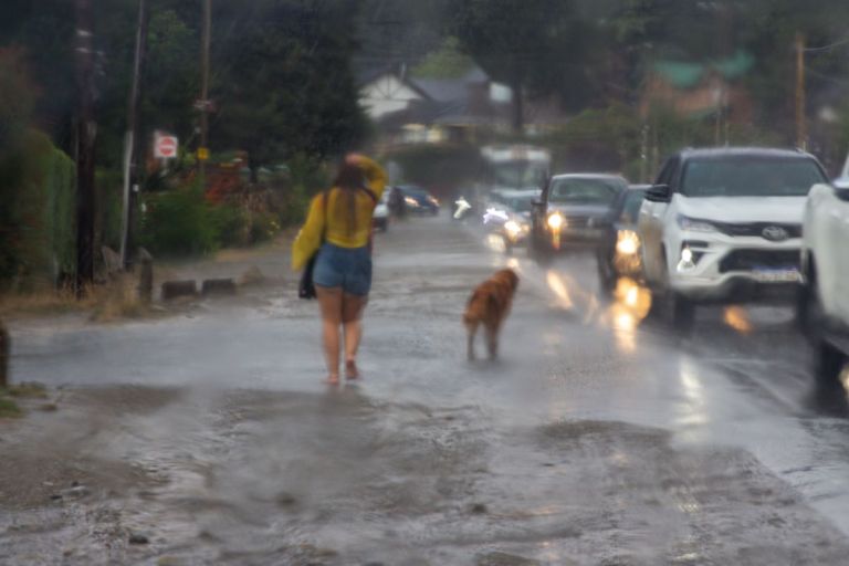 La Lluvia Con Granizo Se Sintió En Toda La Zona De Los Kilómetros Y Generó Complicaciones 1273