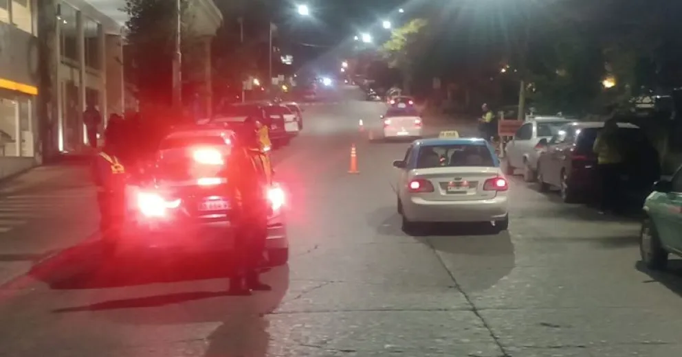 Aprovecharon que era Carnaval para tomarse todo: numerosos conductores borrachos por Bariloche