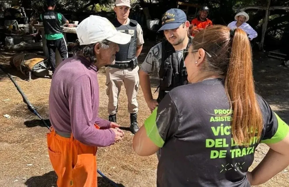Cómo se encuentra el hombre que fue rescatado luego de vivir en esclavitud