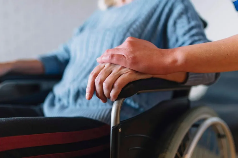 Acompañantes terapéuticos denuncian limitaciones a su trabajo y precarización