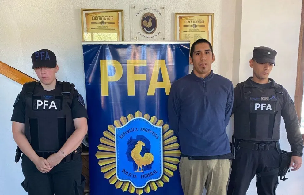 Caso Santana: sus abogados piden arresto domiciliario para que pueda cuidar a los hijos mientras la machi trabaja