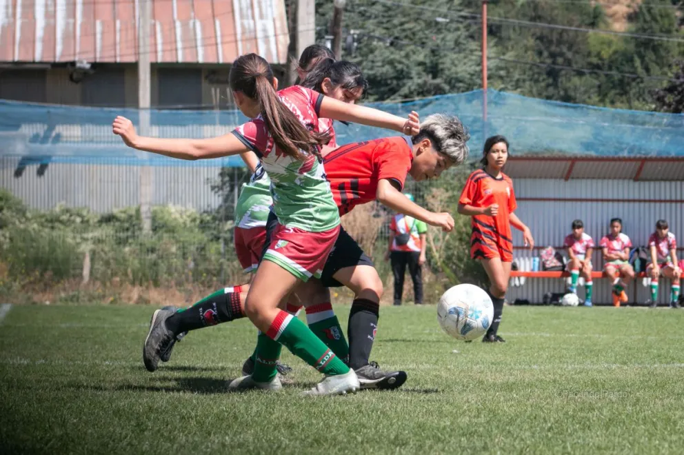 Las chicas juegan el domingo
