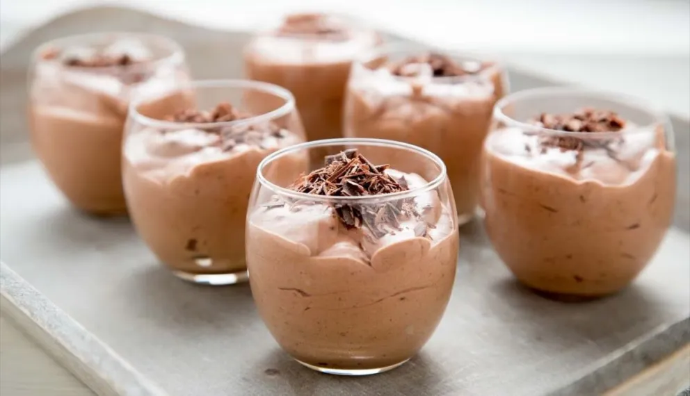 Cómo hacer mousse de chocolate súper fácil y con solo 3 ingredientes