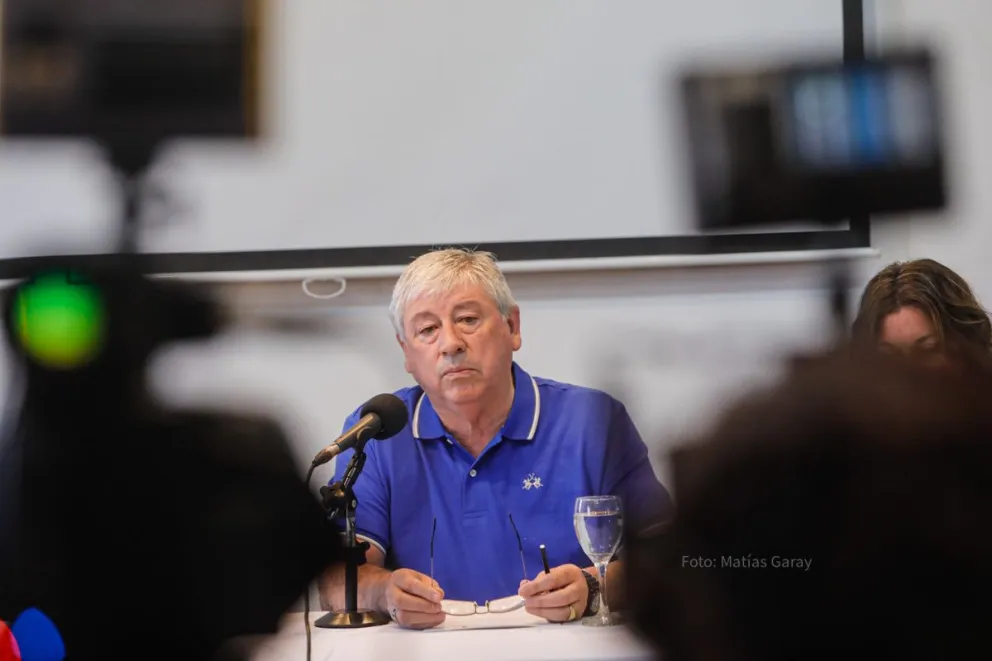 Cortés se reunió con vecinos y vecinas de la Junta Vecinal del barrio 400 Viviendas