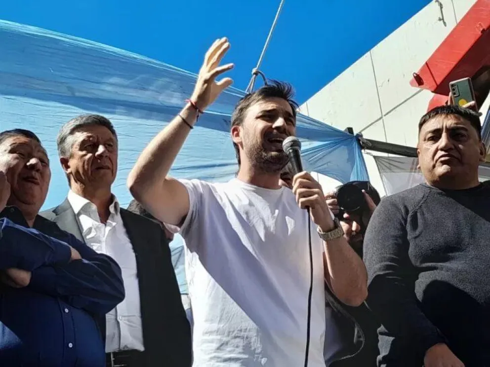 Torres amenazó con no entregar petróleo y gas al Gobierno: el apoyo de Weretilneck y los gobernadores patagónicos 