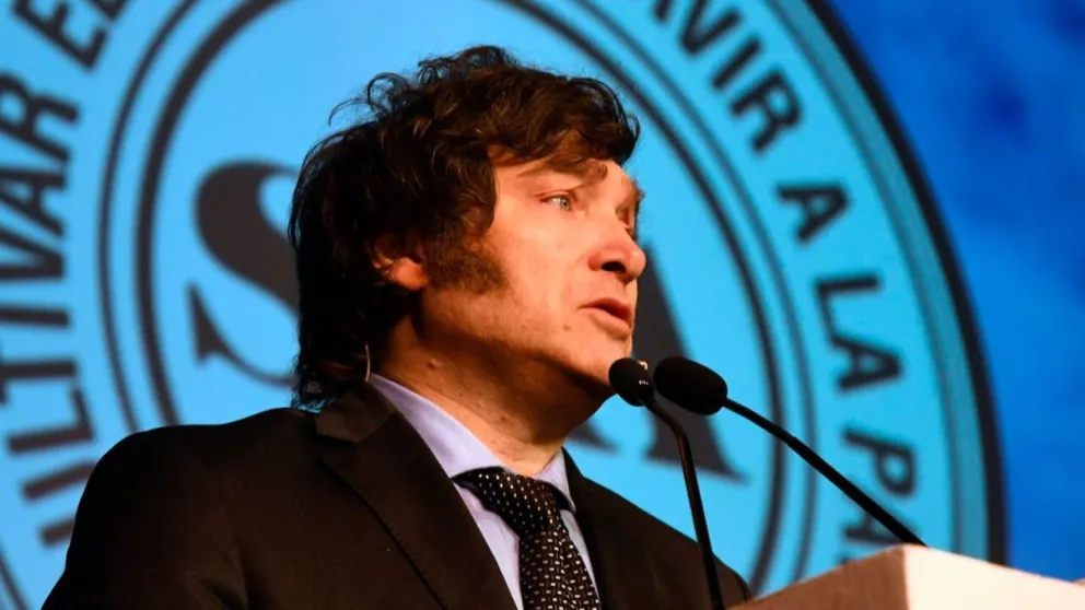 Milei le respondió al gobernador de Chubut: “El Gobierno no contribuirá al despilfarro”