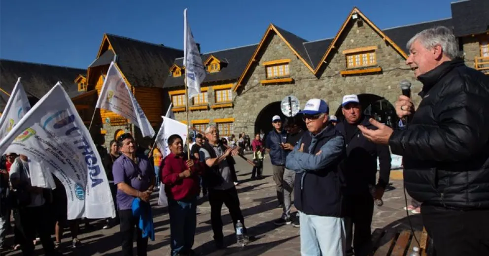 Con la presencia del intendente, UTHGRA pidió al empresariado que anticipe los aumentos