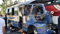Un micro lleno de pasajeros chocó contra otro en Honduras: murieron 17 personas