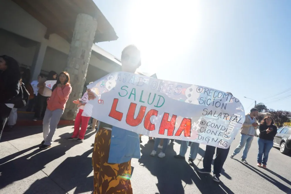 Continúa el paro por tiempo indeterminado del personal de salud de Bariloche