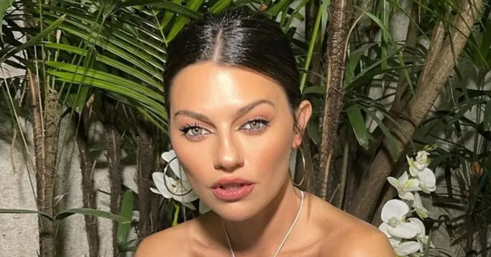 A cuál de sus ex Jujuy Jiménez cada vez que puede le pega "con todo"