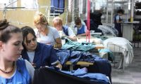 Empresa textil de Brasil echó a más de 100 trabajadores de su planta