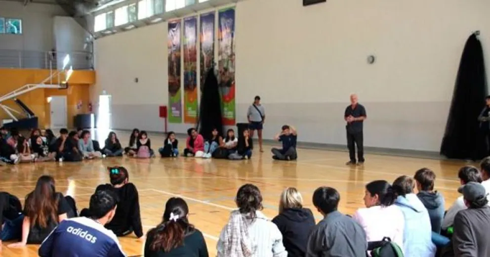 Se realizó la jornada de bienvenida a Ingresantes 2024 en el Gimnasio del CRUB