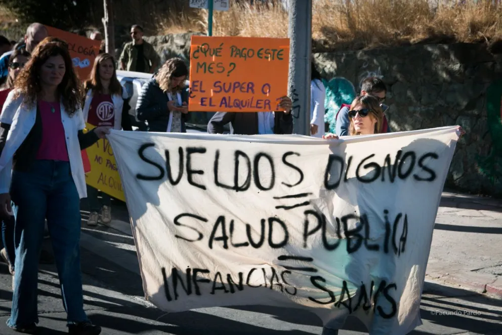 En Bariloche salud pública continuará con las medidas de fuerza durante la semana