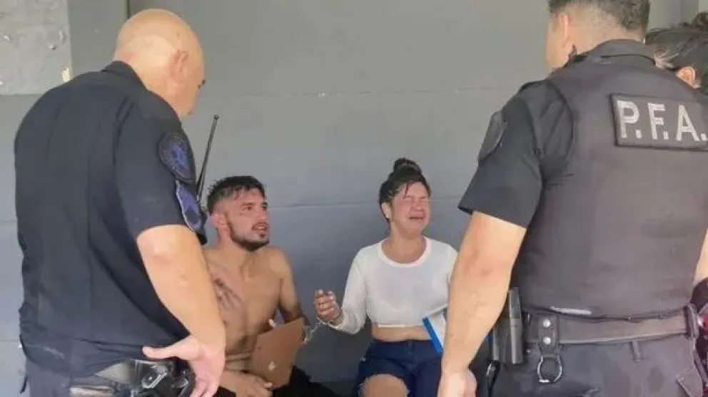 La policía le tiró gas pimienta a una embarazada acusada de no pagar el boleto de tren