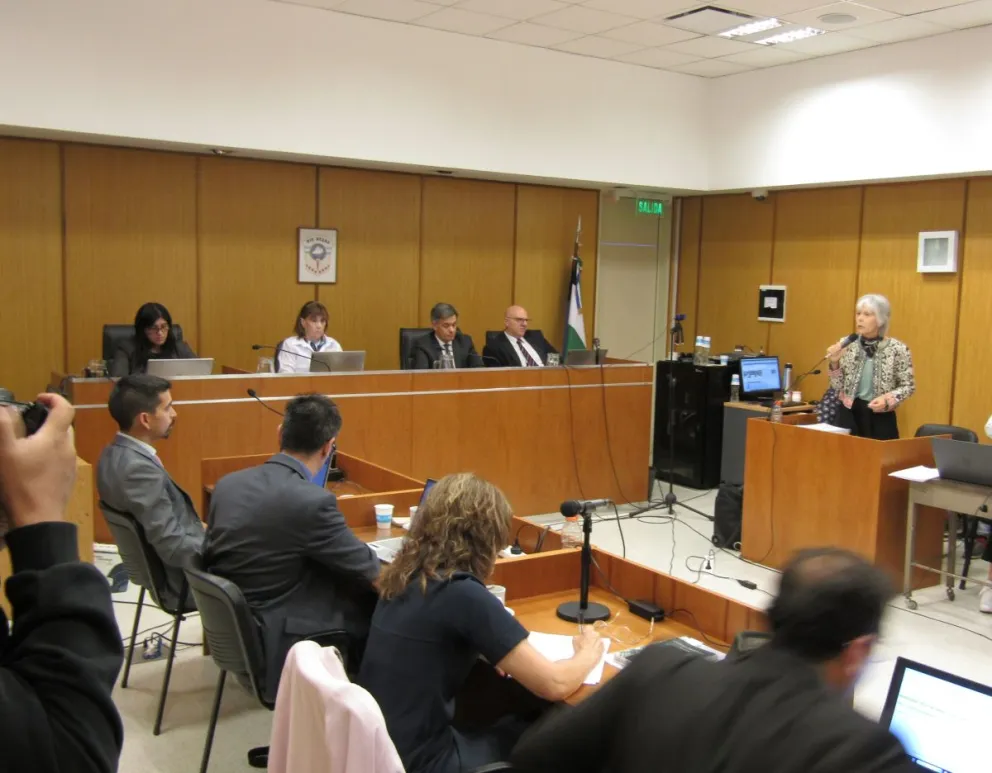 El TI avaló las tobilleras hasta que se confirmen las condenas de prisión efectiva