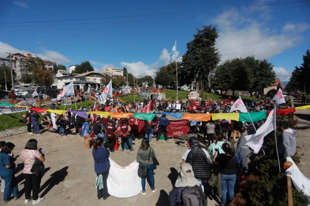 Segundo día de paro docente: UnTER y comunidades educativas realizarán "la marcha del abandono"