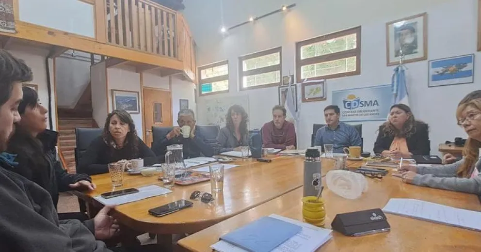 Trabajadores contratados del Parque Nacional Lanín preocupados por inseguridad de continuidad laboral