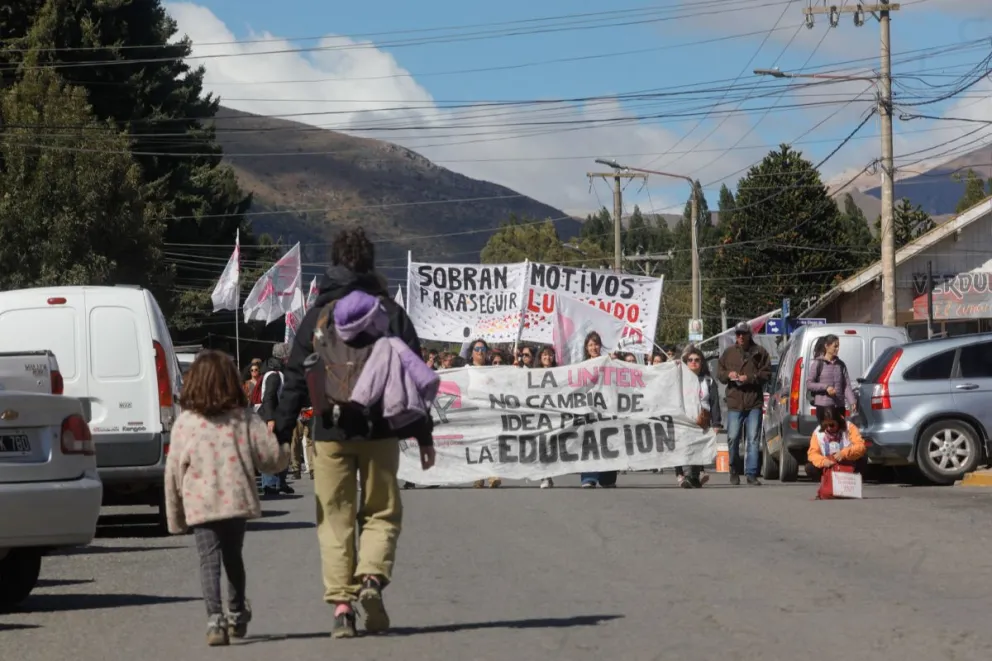Los trabajadores de la educación marcharán desde Onelli y Mascardi (Foto de archivo: Matías Garay)