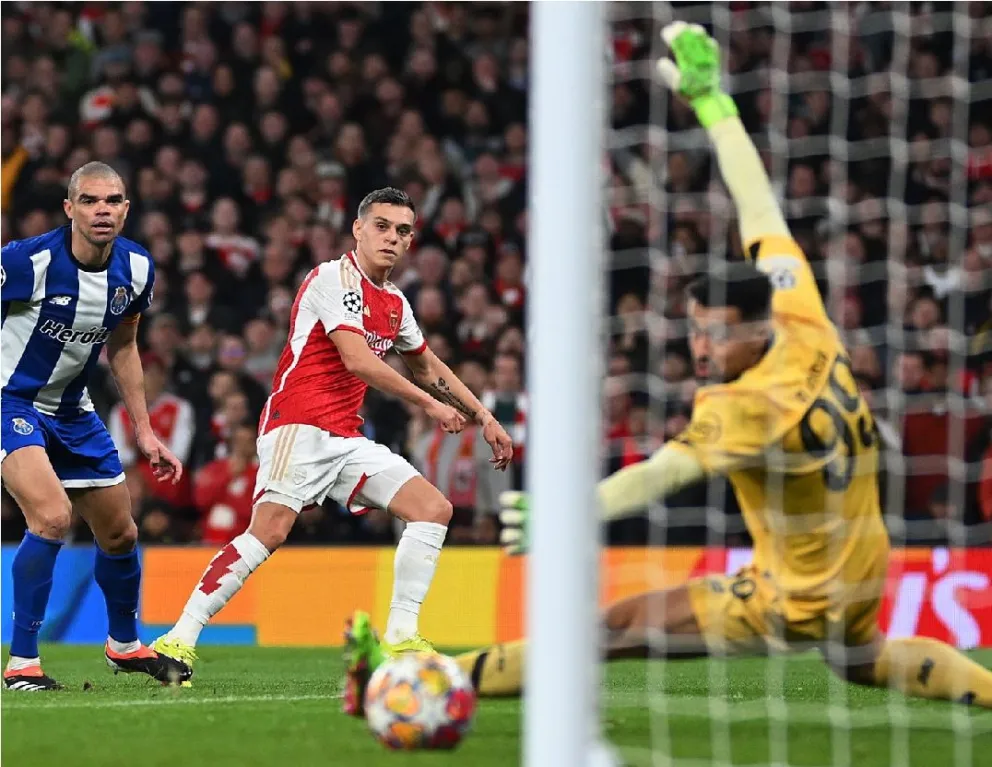 Por penales, Arsenal eliminó a Porto y clasificó a cuartos de final