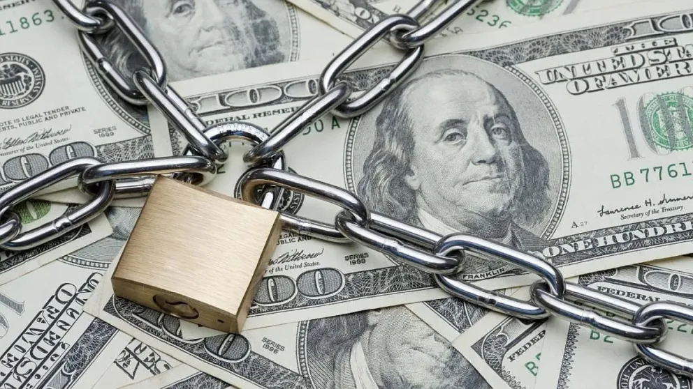 Milei estimó que podría abrir el cepo cambiario a mitad de año