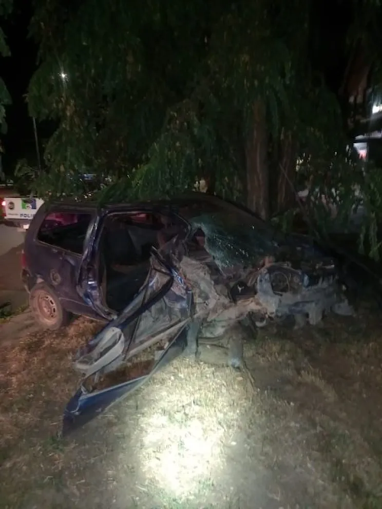 Chocaron contra la pared de una zapatería y terminaron hospitalizados