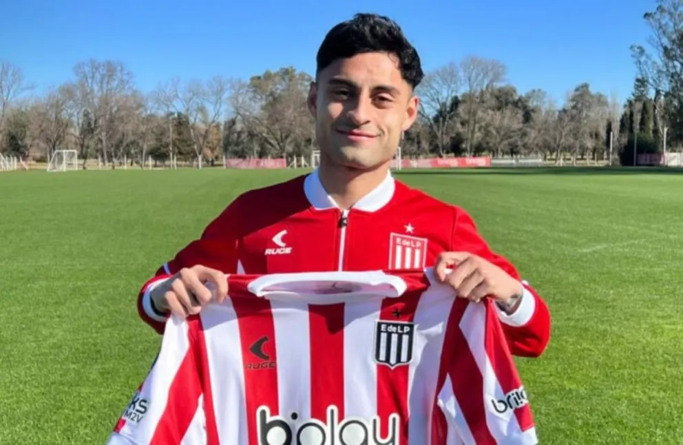 Qué dice el parte médico de Javier Altamirano, tras descompensarse durante el partido con Boca