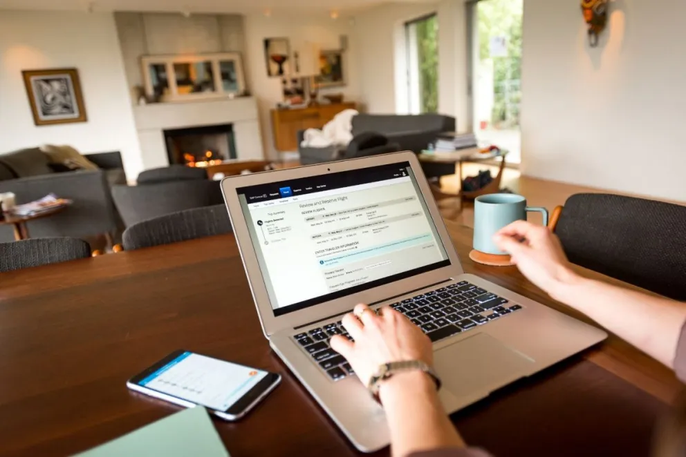 Trabajo remoto en dólares: oportunidad laboral única para hispanohablantes