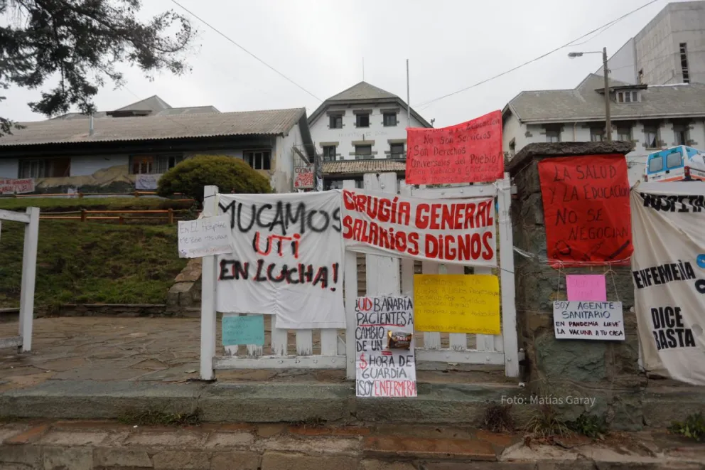 Semana con paro de 72 horas convocado por el personal de salud de Bariloche