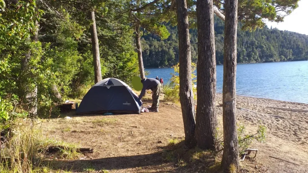 Guardaparques siguen detectando fogones, acampes y autos estacionados en zonas no habilitadas