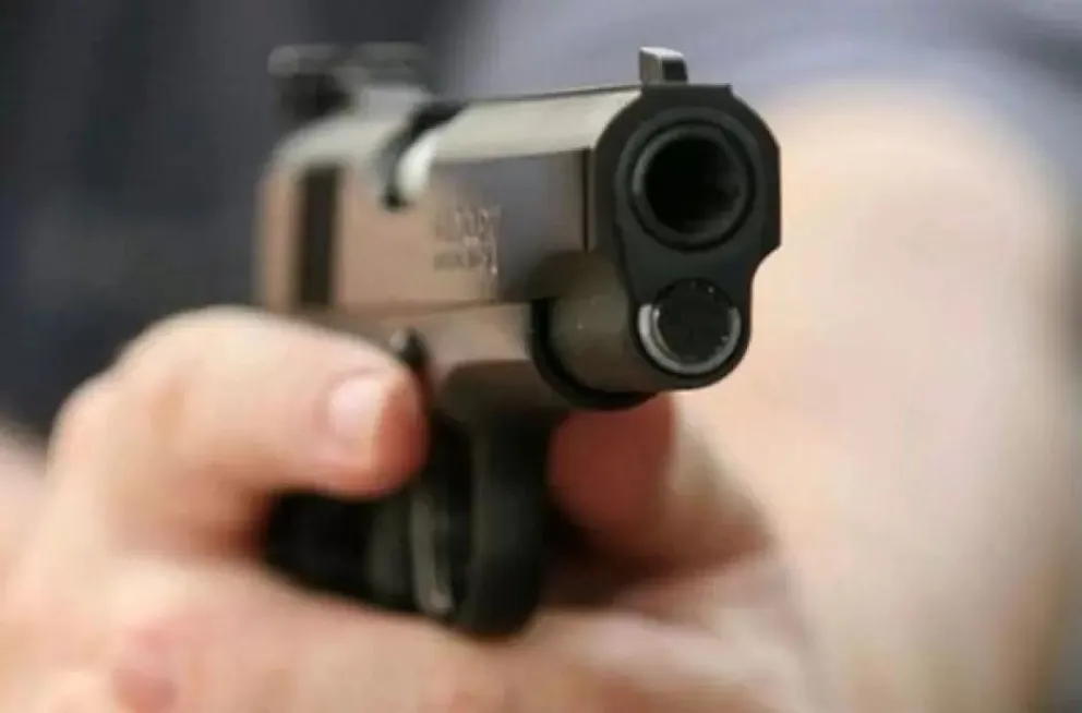 Una nena de 5 años lucha por su vida tras ser baleada durante una pelea entre vecinos