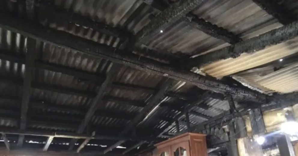 La familia que perdió todo en el incendio de su casa en El Frutillar necesita ayuda