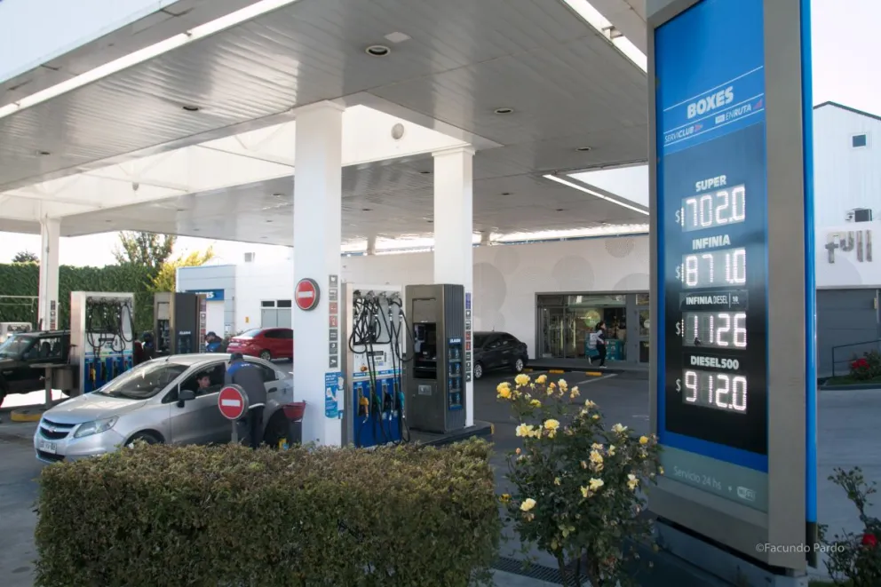 ¿Aumentan los combustibles mañana? Así quedarían los precios en Bariloche