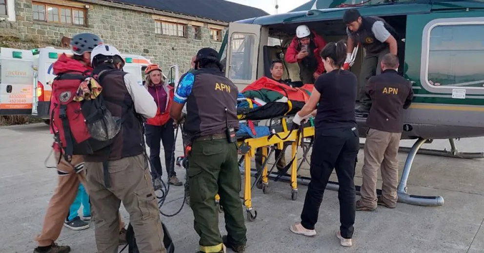 Sufrió un fuerte golpe en su cabeza y debieron trasladarlo desde el cerro López en helicóptero