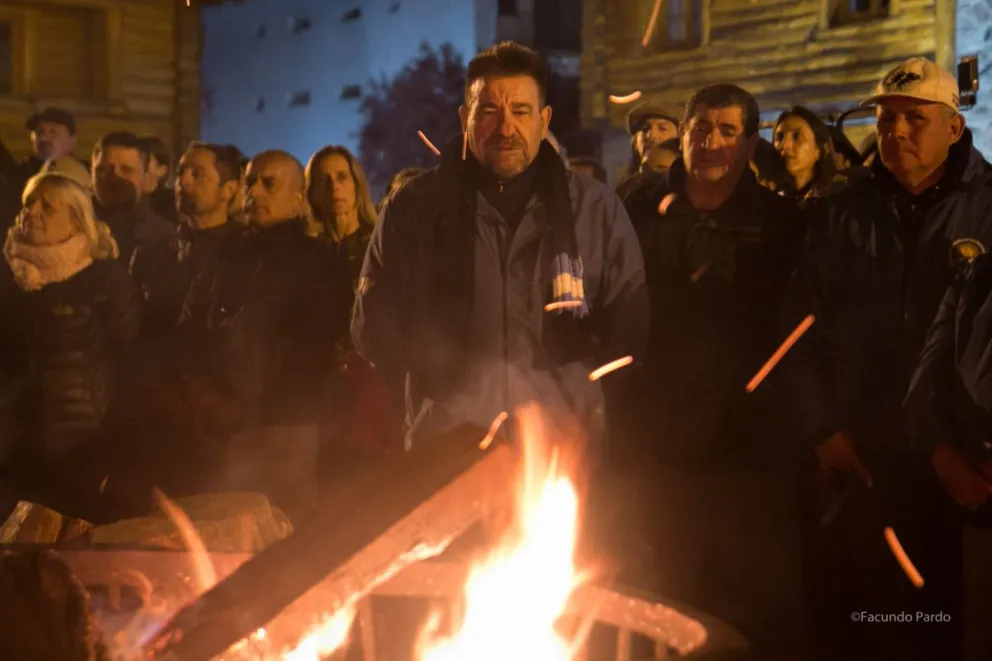  “Si lo pensamos con frialdad, habría que separar lo que es el fútbol de un sentimiento propio, pero… ¡¿cómo hacés?!", se pregunta el veterano de Malvinas. Foto: Facundo Pardo.