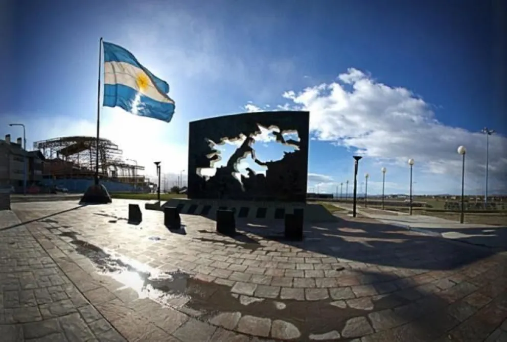 A qué hora y dónde es el acto por los Caídos en la Guerra de las Malvinas en cadena nacional