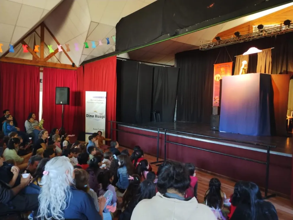 Dina Huapi festejó las Pascuas con los más pequeños