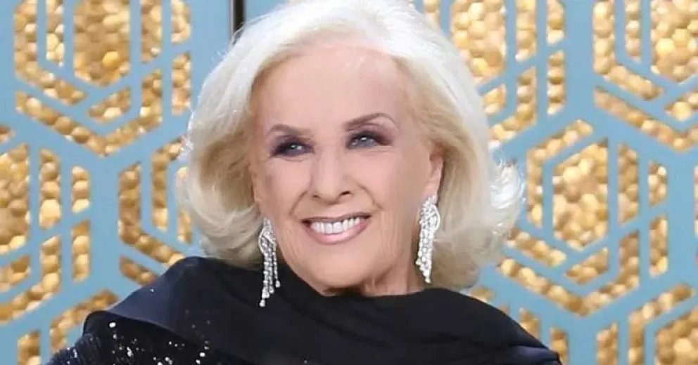La famosa periodista que le anunció a Mirtha Legrand que está embarazada