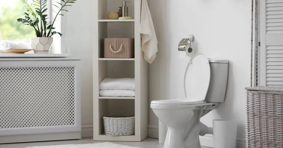 Los tres trucos caseros para que tu baño huela siempre bien