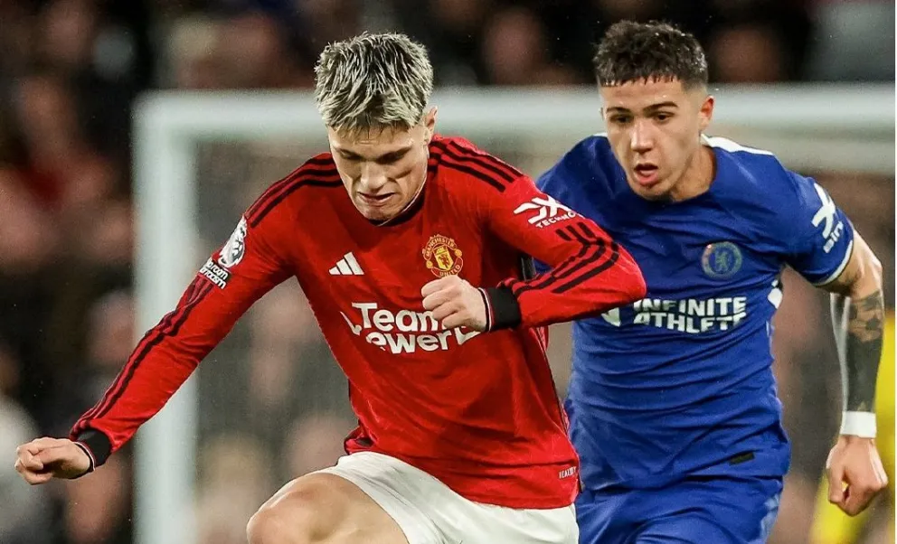 El doblete de Garnacho no fue suficiente para que Manchester se imponga ante Chelsea