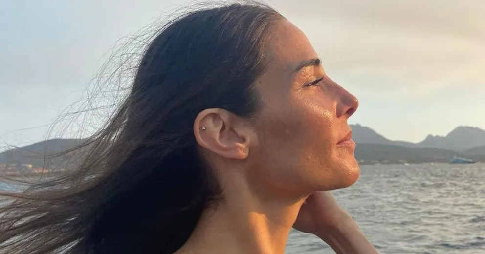 Las fotos del increíble viaje en barco que hizo Juana Viale con su novio