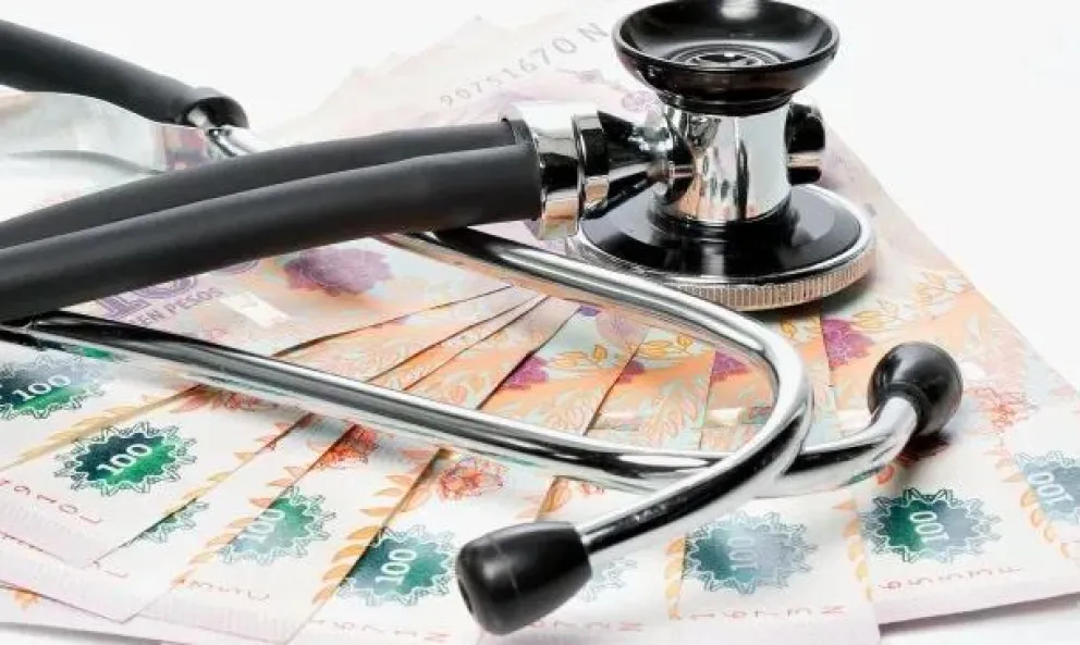 Prepagas le responden a Caputo: piden audiencia y denuncian desfinanciamiento