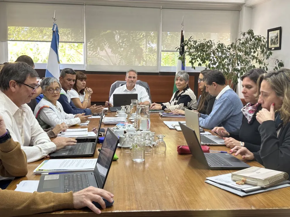 UnTER pide el adelantamiento urgente de la paritaria docente